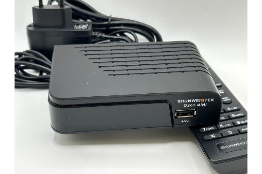 SHUNWEIQTEK Digital Terrestrial Decoder 2025 with Scart Output HDMI and H265 HEVC Full HD 1080P Dec